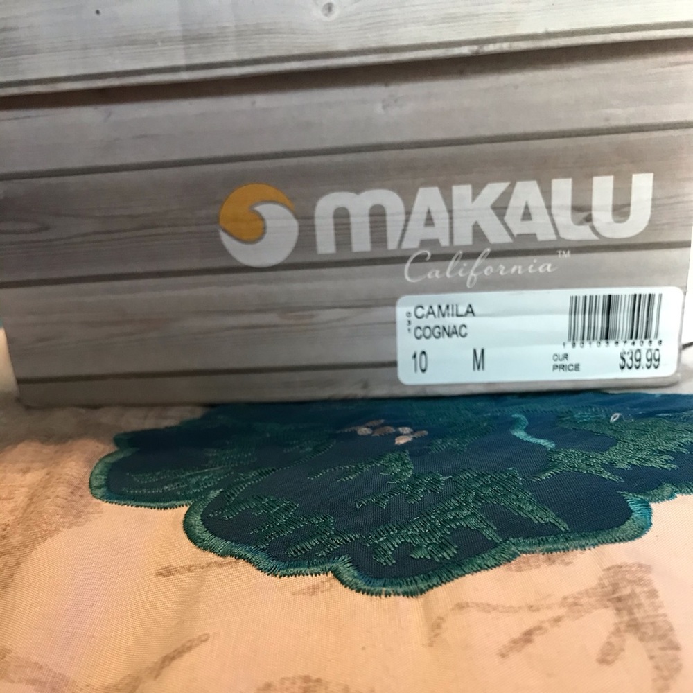 Makalu Sandals